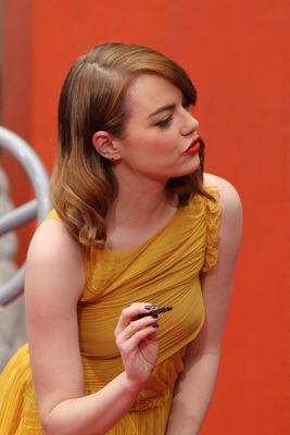 Emma Stone Poster 2748601