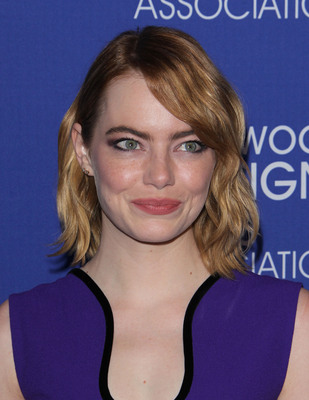 Emma Stone Poster 2748735