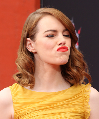 Emma Stone Poster 2749087