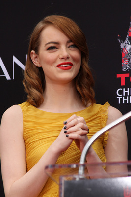 Emma Stone Poster 2749152