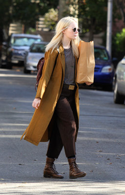 Emma Stone Poster 2846865