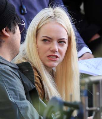 Emma Stone Poster 2846979