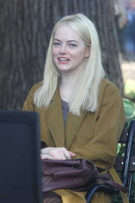 Emma Stone Poster 2847045