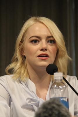 Emma Stone Poster 2904489