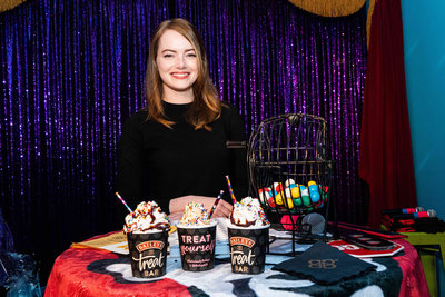 Emma Stone Poster 3888923
