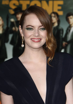 Emma Stone Poster 3912056