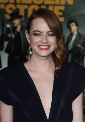 Emma Stone Poster 3912131
