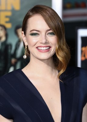 Emma Stone Poster 3912133