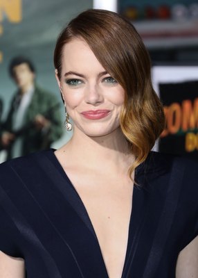 Emma Stone Poster 3912157