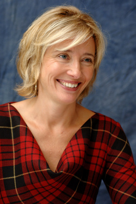 Emma Thompson Poster 2270362