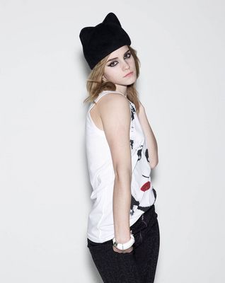 Emma Watson Poster 2009727