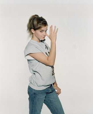 Emma Watson Poster 2058879