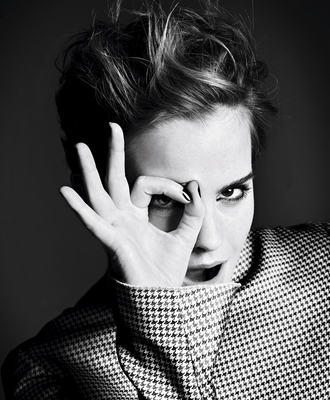 Emma Watson Poster 2129132