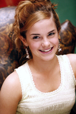 Emma Watson Poster 2224198
