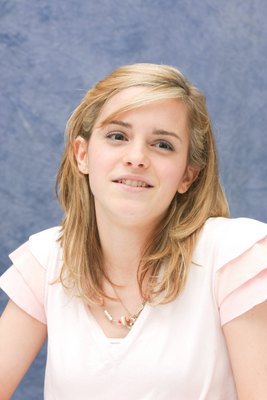 Emma Watson Poster 2230833