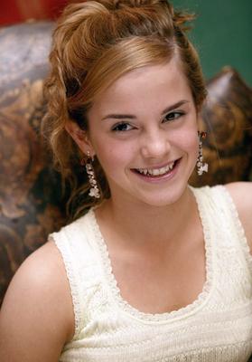 Emma Watson Poster 2230835