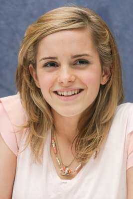 Emma Watson Poster 2230838
