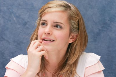 Emma Watson Poster 2230842