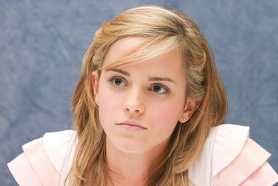 Emma Watson Poster 2230844