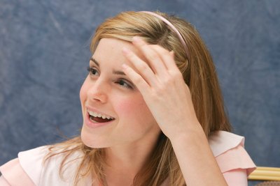 Emma Watson Poster 2230888