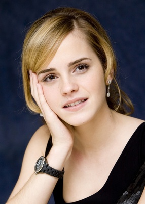 Emma Watson Poster 2285220