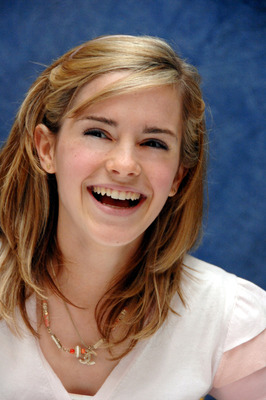 Emma Watson Poster 2408310