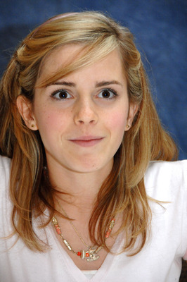 Emma Watson Poster 2408314