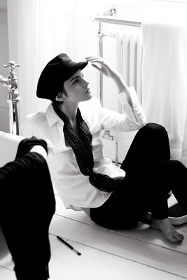 Emma Watson Poster 2429092