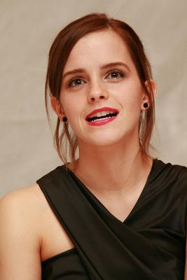 Emma Watson Poster 2436094