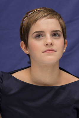 Emma Watson Poster 2442607