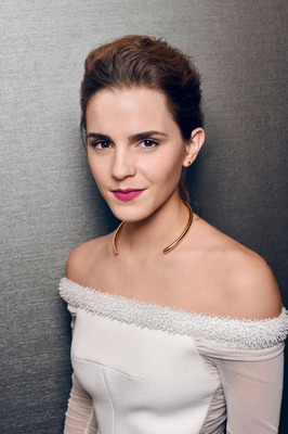 Emma Watson Poster 2450945