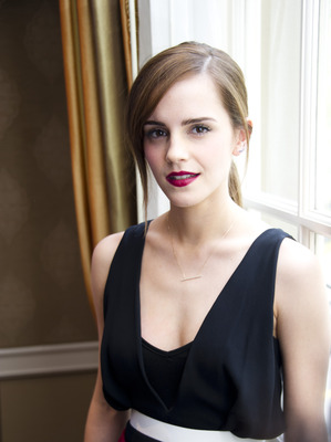 Emma Watson Poster 2457808