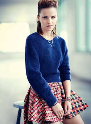 Emma Watson Poster 2632859