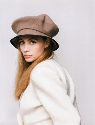 Emmanuelle Beart Poster 1508025