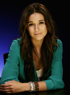 Emmanuelle Chriqui Poster 2342504