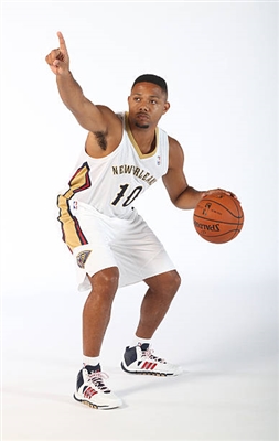 Eric Gordon Poster 3398421