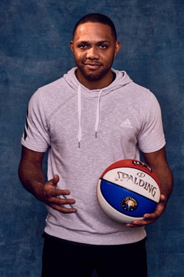 Eric Gordon Poster 3398573
