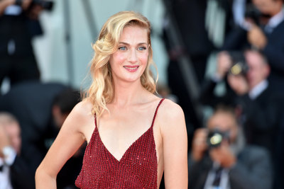 Eva Riccobono Poster 3281824