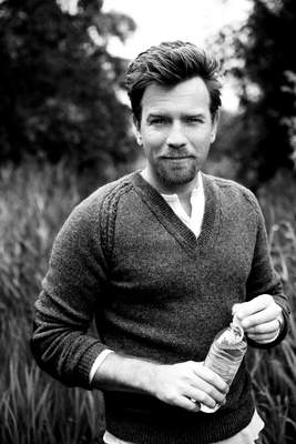 Ewan McGregor Poster 2116080