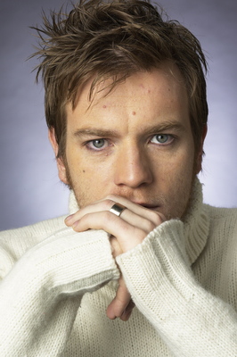Ewan McGregor Poster 2194112