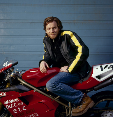Ewan McGregor Poster 2211627