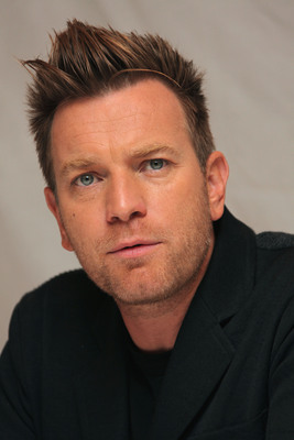Ewan McGregor Poster 2221928