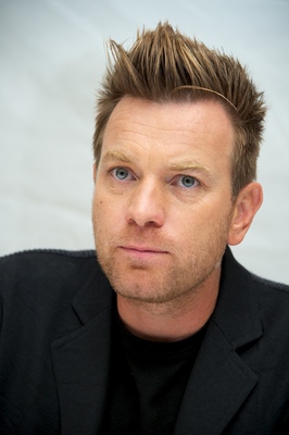 Ewan McGregor Poster 2221931