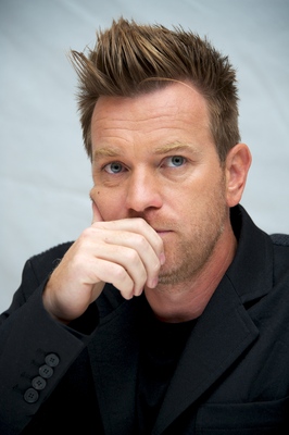 Ewan McGregor Poster 2221933