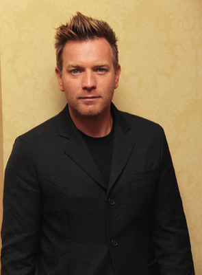 Ewan McGregor Poster 2221934