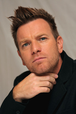Ewan McGregor Poster 2221936