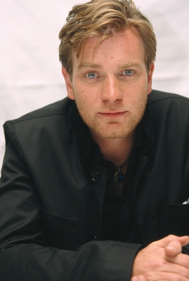 Ewan McGregor Poster 2229170