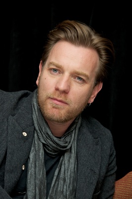 Ewan McGregor Poster 2240402