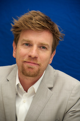 Ewan McGregor Poster 2244790
