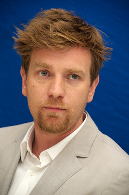 Ewan McGregor Poster 2244792